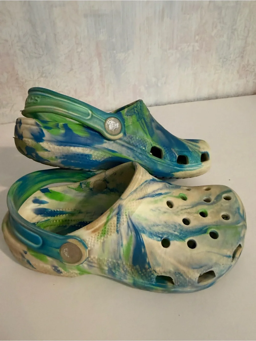 CROCS Kids Tie-Dye Clogs in Blue & Green, Casual, Comfortable, Easy Clean, Jr 1